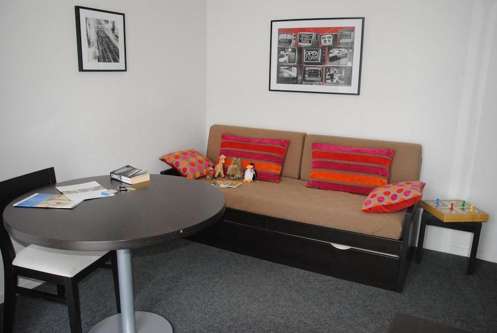 Nemea Appart Hotel Home Suite Nancy Centre Екстер'єр фото