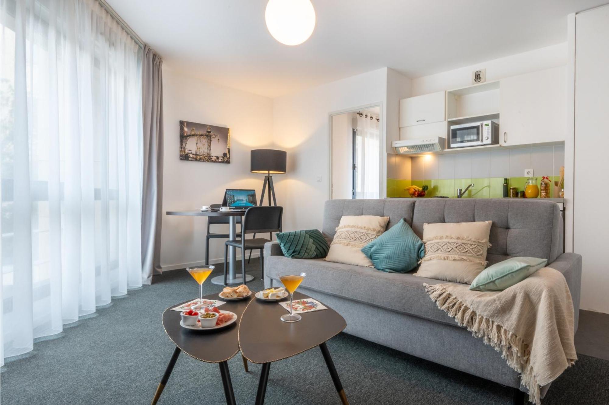 Nemea Appart Hotel Home Suite Nancy Centre Екстер'єр фото