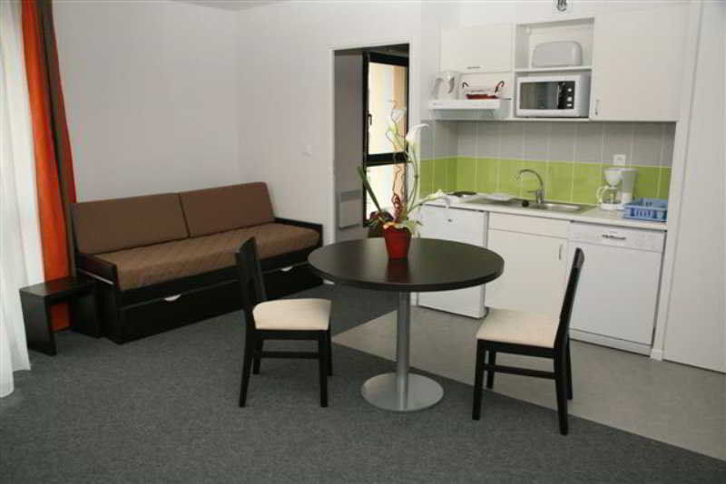 Nemea Appart Hotel Home Suite Nancy Centre Екстер'єр фото